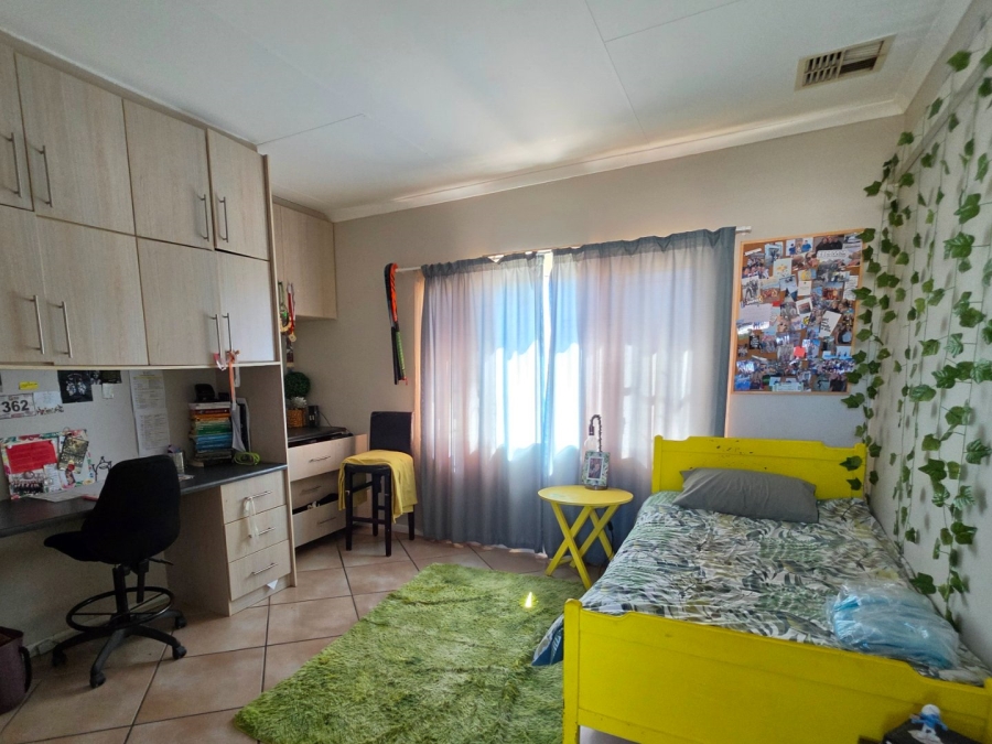 5 Bedroom Property for Sale in Blydeville Northern Cape